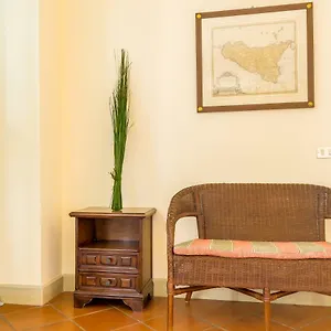 Apartment Les -, Riposto
